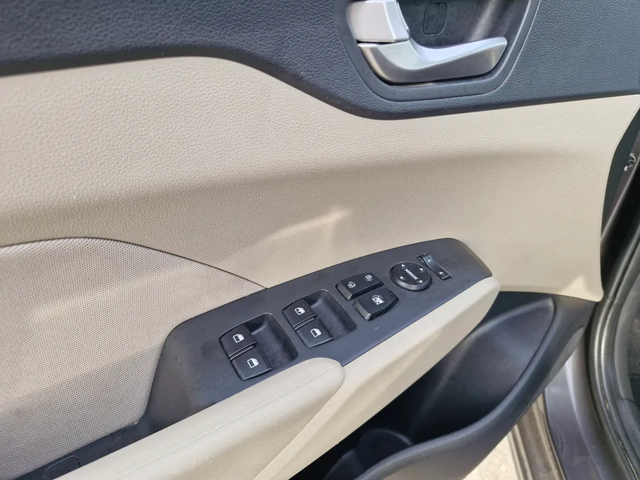 هيونداي اكسنت سمارت 2023 