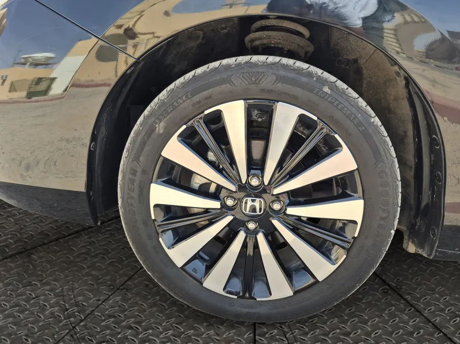 2024 Honda City LX Sport 