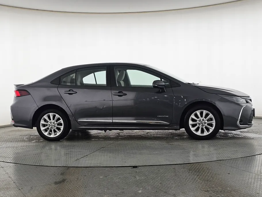 تويوتا كورولا XLI 2021 