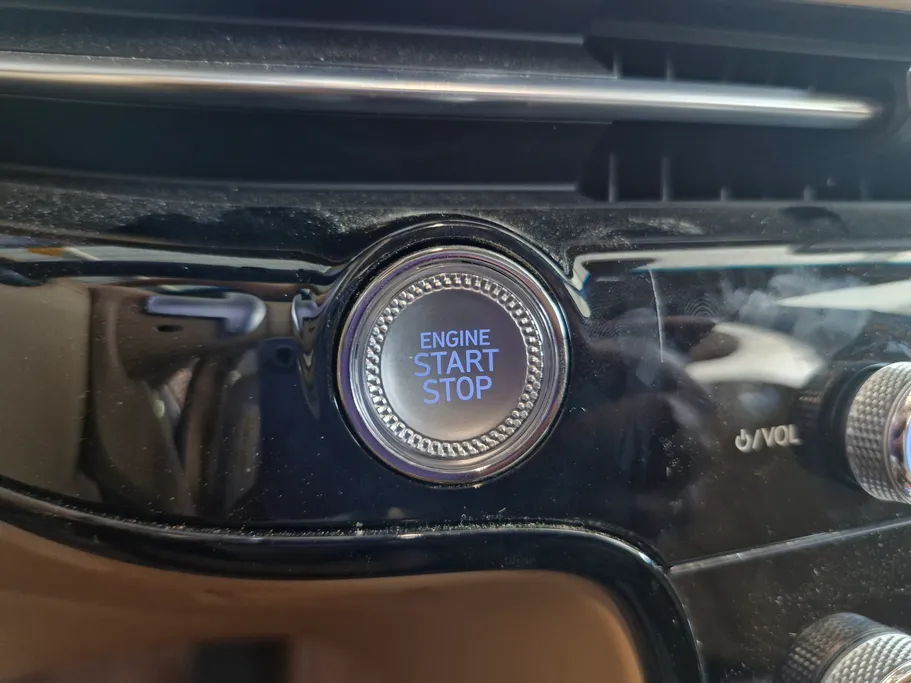 جينيسيس G80 PRESTIGE 2025 