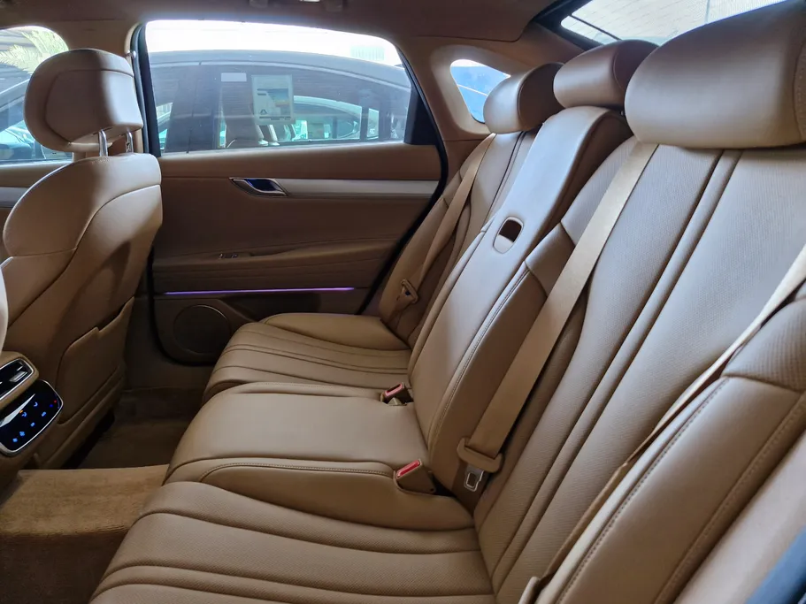 جينيسيس G80 PRESTIGE 2025 