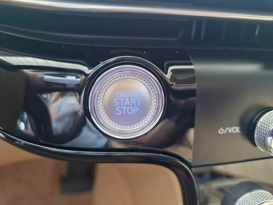 جينيسيس G80 PRESTIGE 2025 