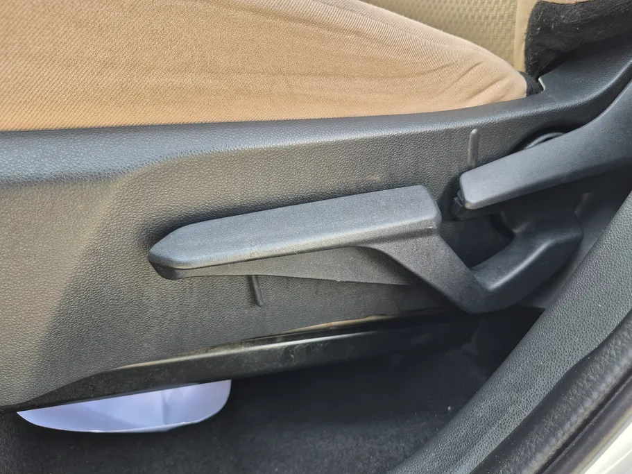 تويوتا يارس Y 2023 