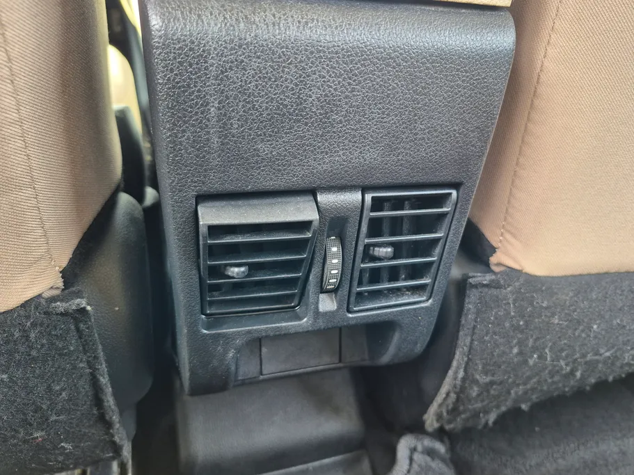 تويوتا يارس Y 2023 