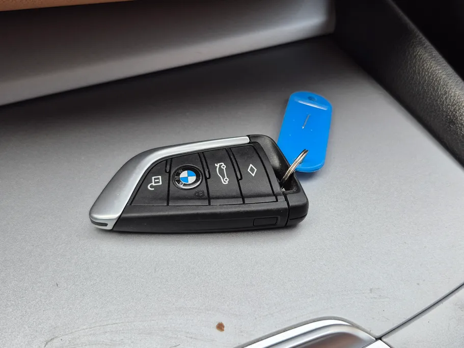 2020 BMW 5 Series 520i 