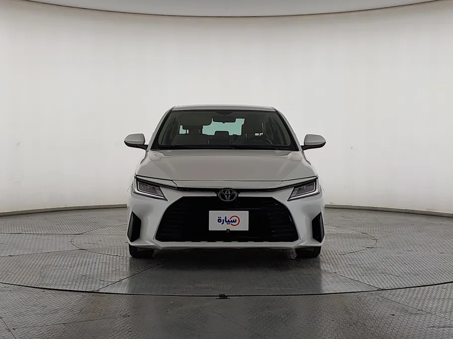 2023 Toyota Yaris  Y 