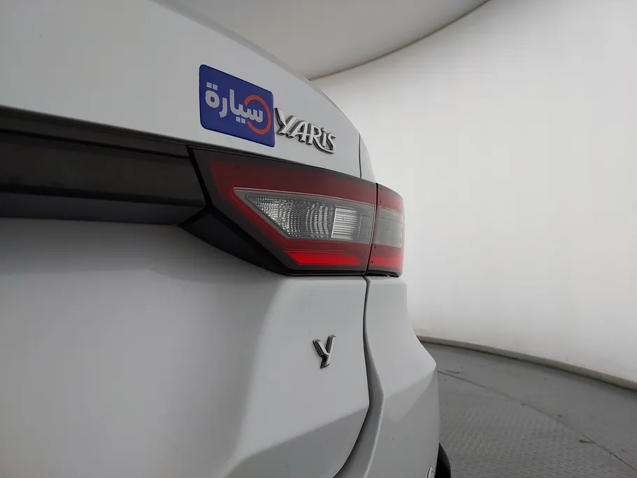 2023 Toyota Yaris  Y 