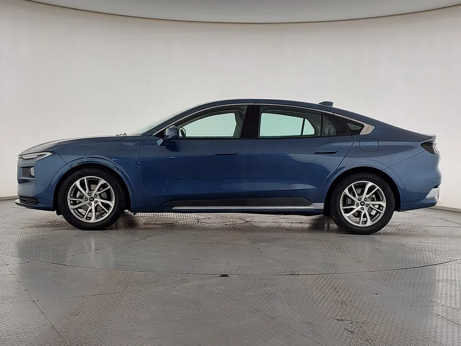 2023 Ford Taurus Ambiente New Shape 