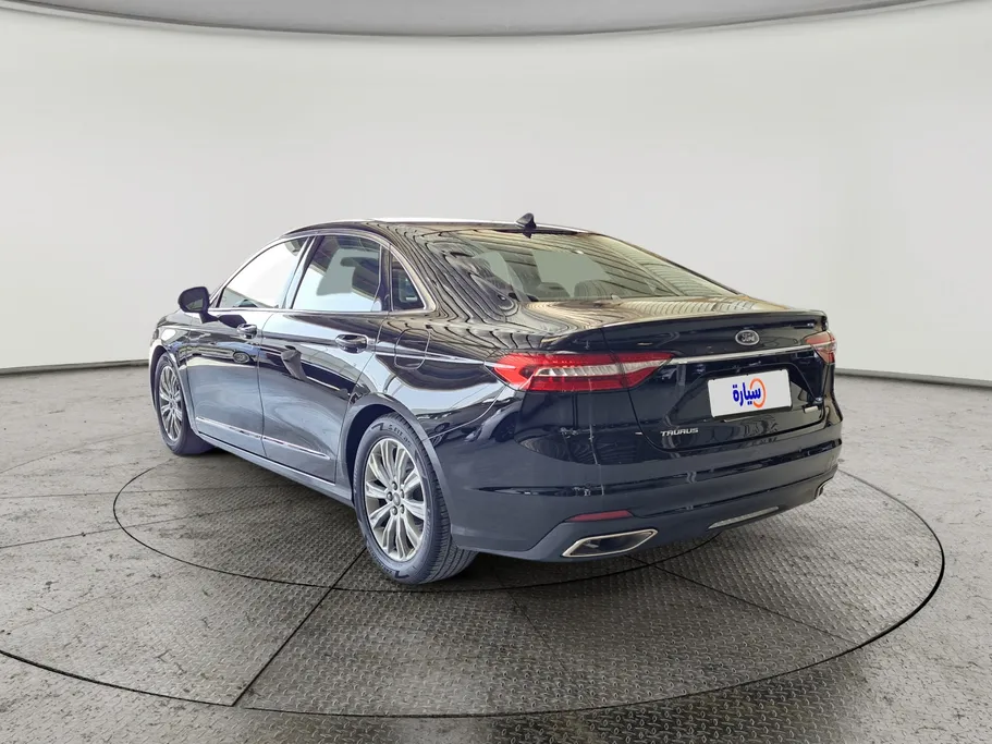 2021 Ford Taurus Ambiente 