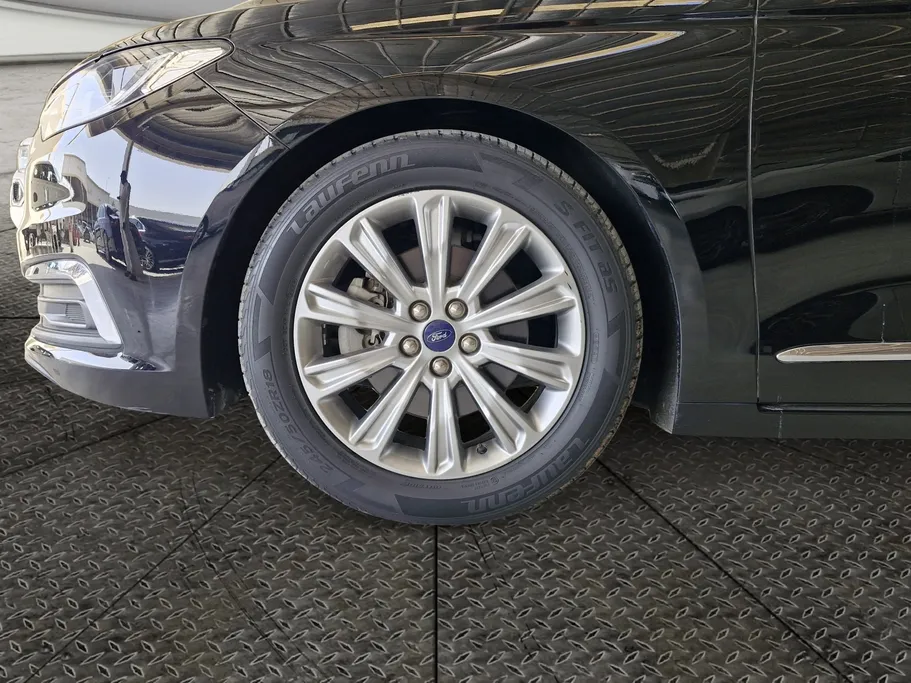 2021 Ford Taurus Ambiente 