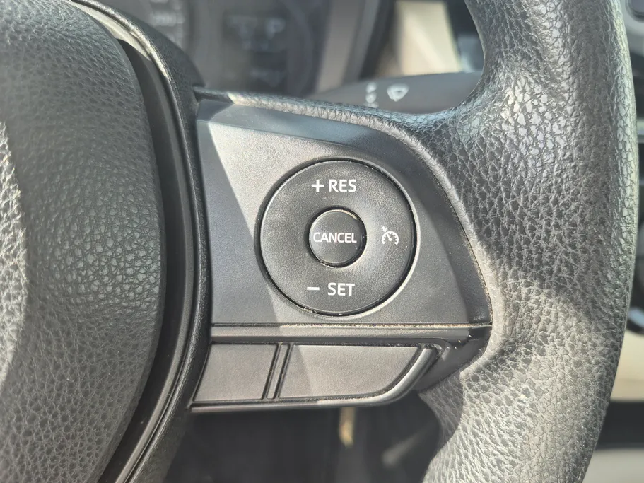 تويوتا كورولا XLI 2024 