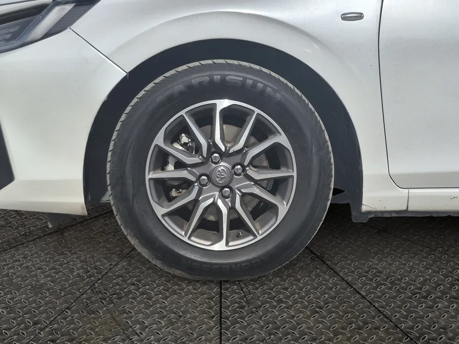 تويوتا يارس Y 2023 