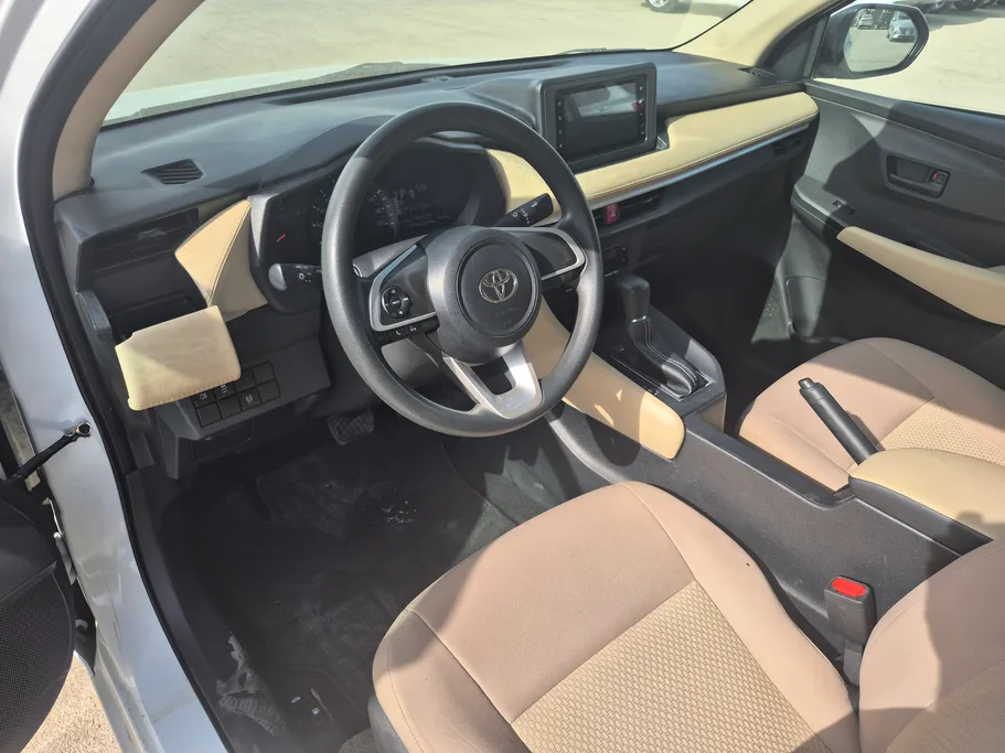 تويوتا يارس Y 2023 