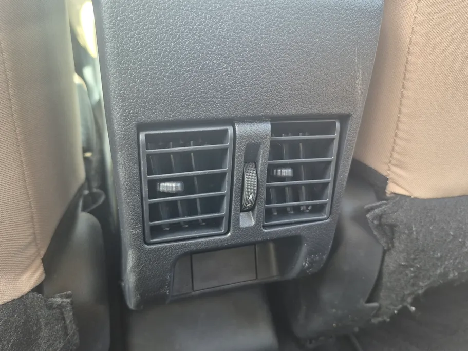 تويوتا يارس Y 2023 