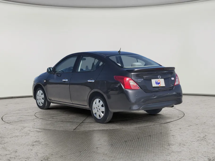 2022 Nissan Sunny Classic 