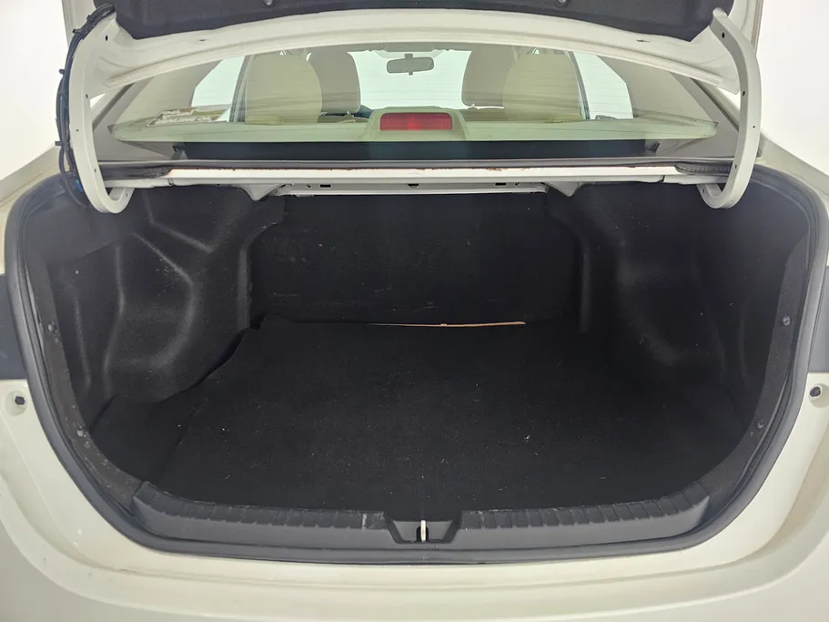 تويوتا يارس Y 2019 