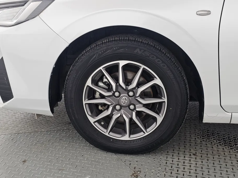 تويوتا يارس Y 2023 