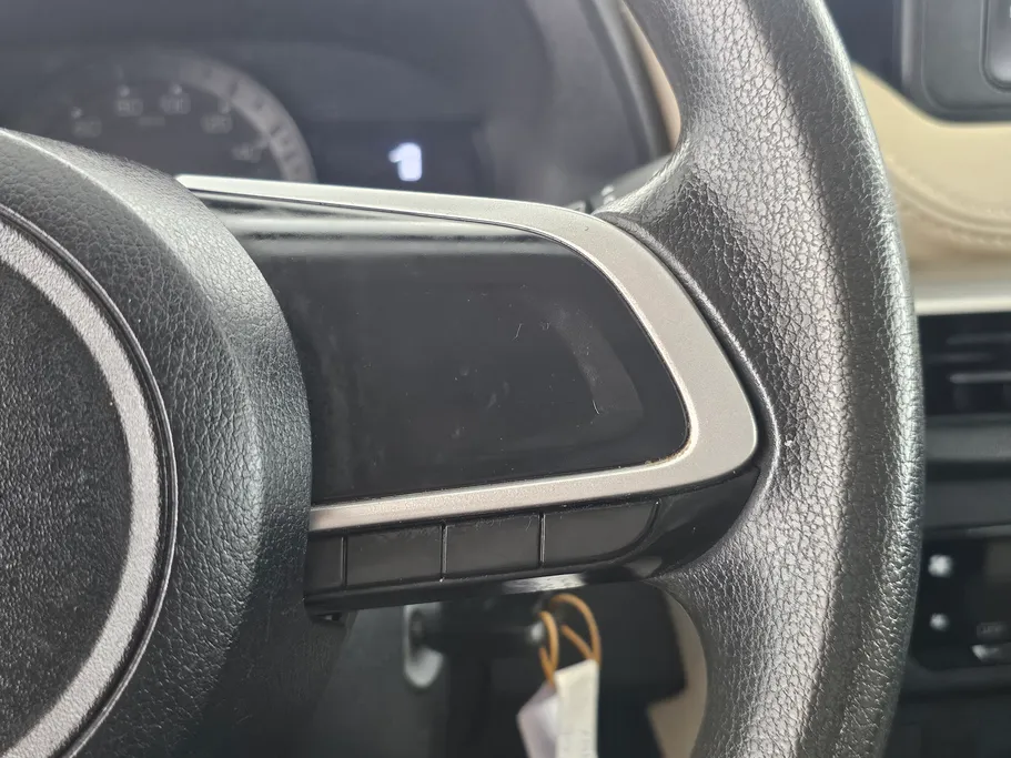 تويوتا يارس Y 2023 