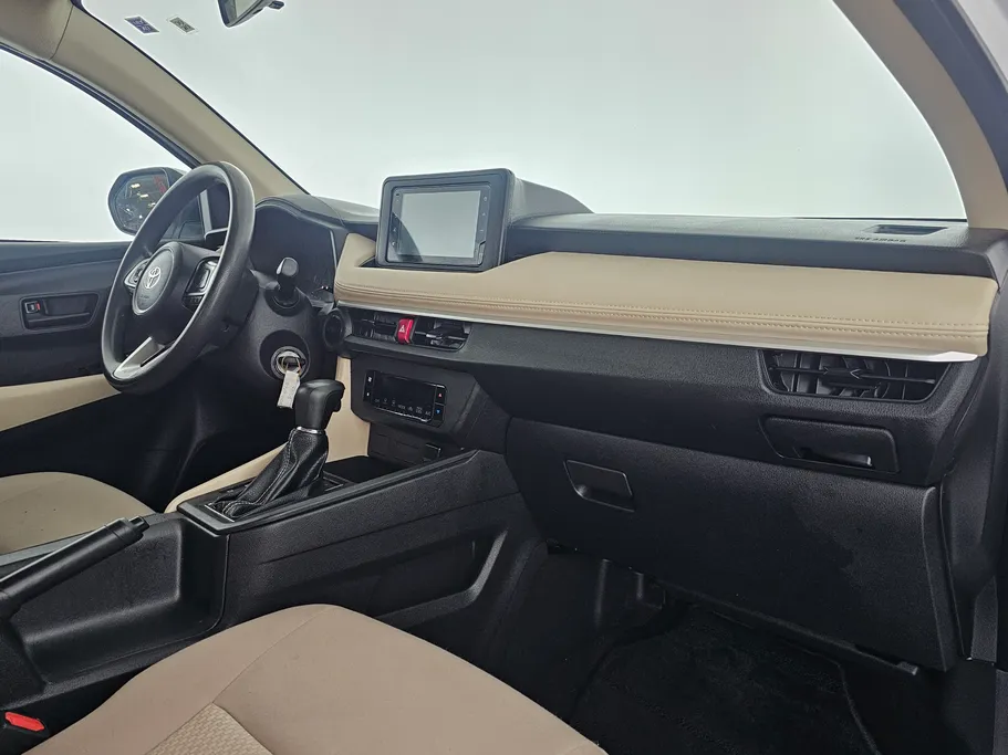 تويوتا يارس Y 2023 