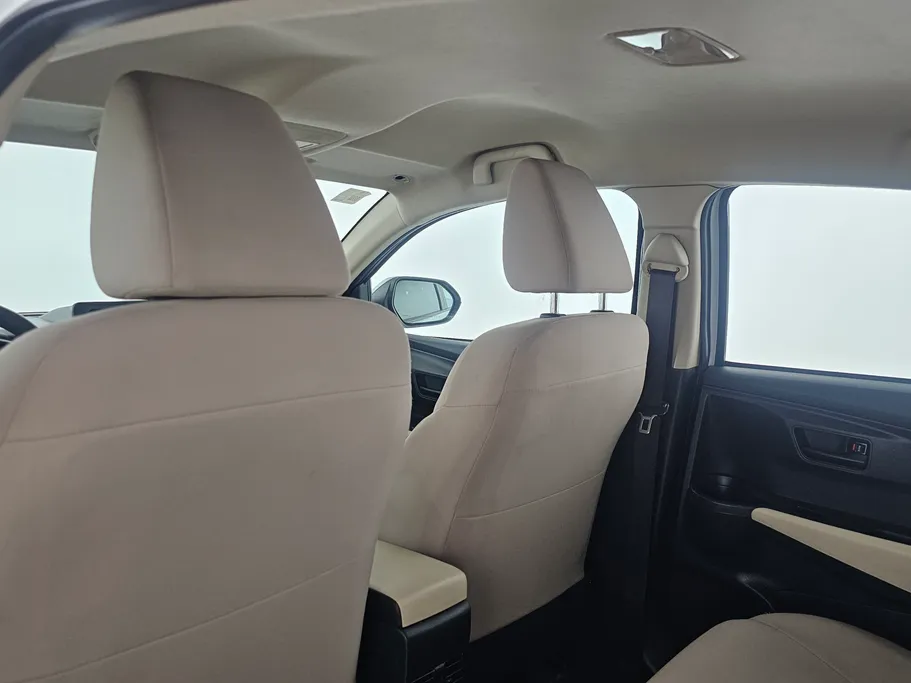 تويوتا يارس Y 2023 