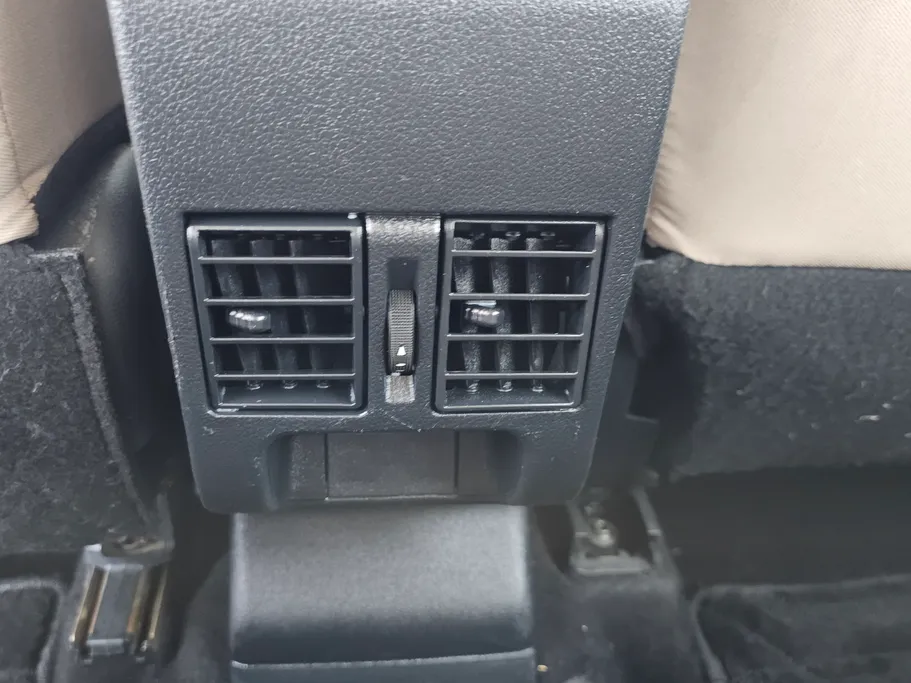 تويوتا يارس Y 2023 