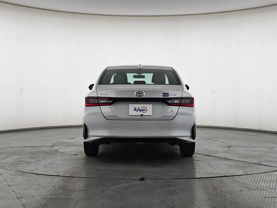 تويوتا يارس Y 2023 