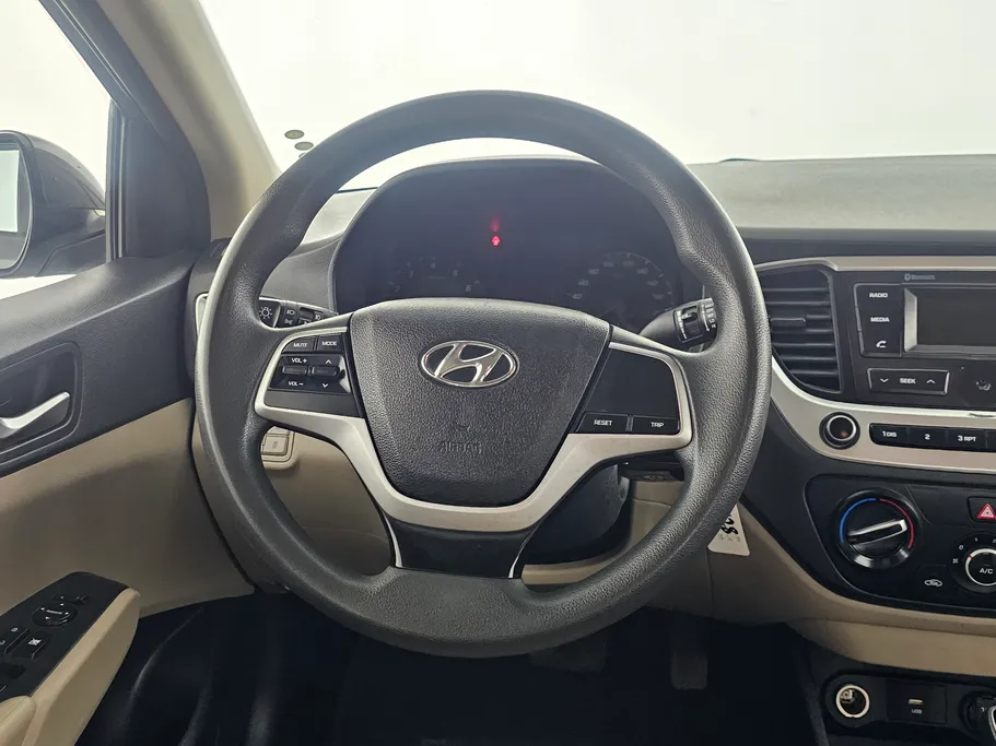 2023 هيونداي Accent سمارت 