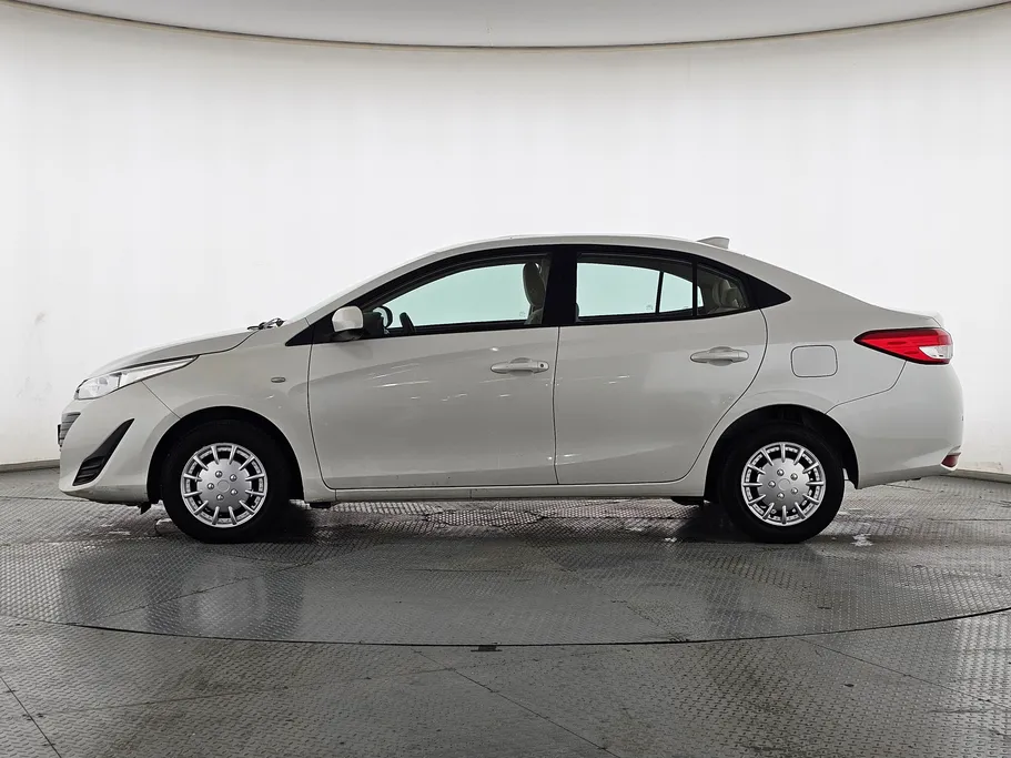 تويوتا يارس Y 2019 