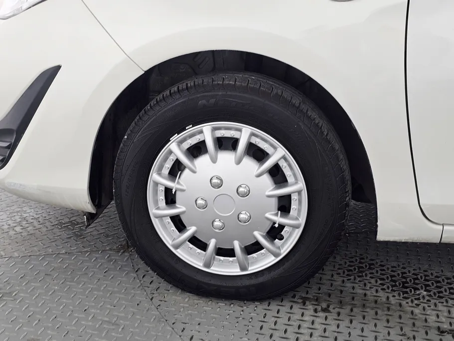 تويوتا يارس Y 2019 