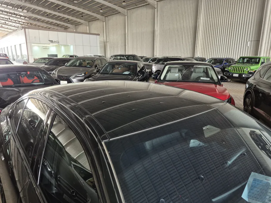 بي ام دبليو الفئة الخامسة 520i 2026 