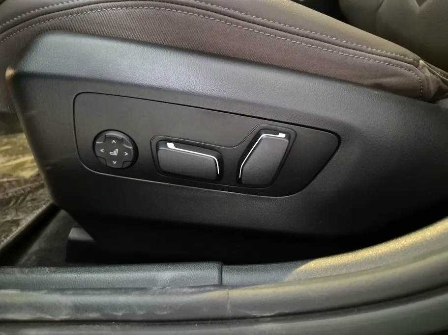 بي ام دبليو الفئة الخامسة 520i 2026 