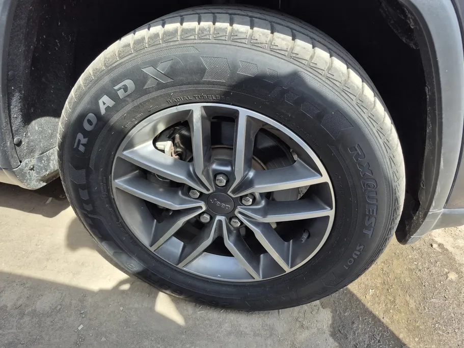 جيب جراند شيروكي ليمتد 2021 