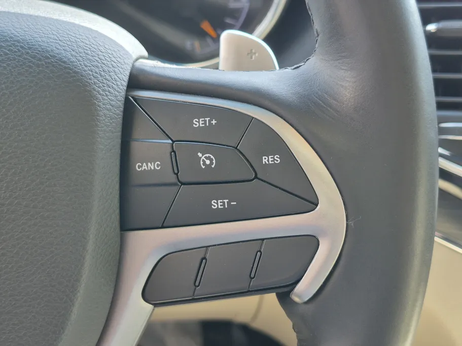 جيب جراند شيروكي ليمتد 2021 