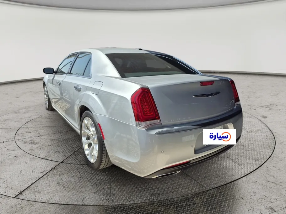 2022 Chrysler 300 C 