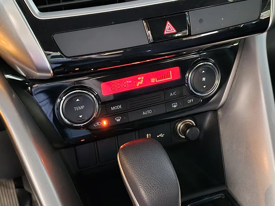 2020 Mitsubishi Eclipse جي إل إكس - إم إل 