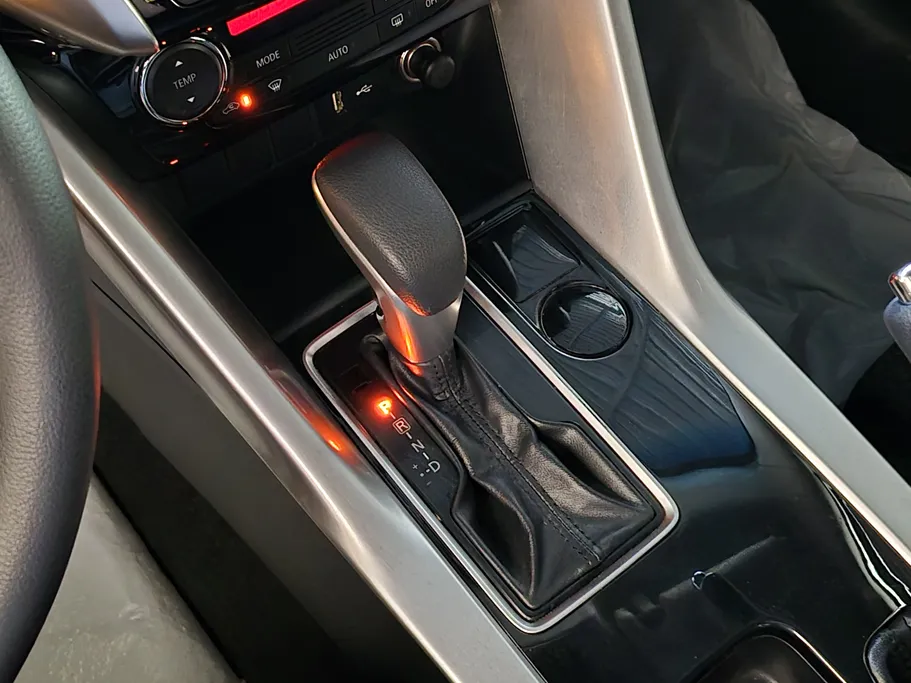 2020 Mitsubishi Eclipse جي إل إكس - إم إل 