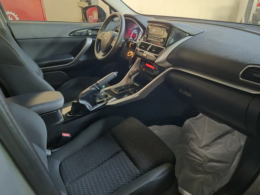 2020 Mitsubishi Eclipse جي إل إكس - إم إل 