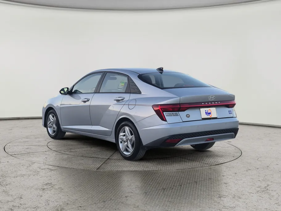 2024 Hyundai Accent Smart 