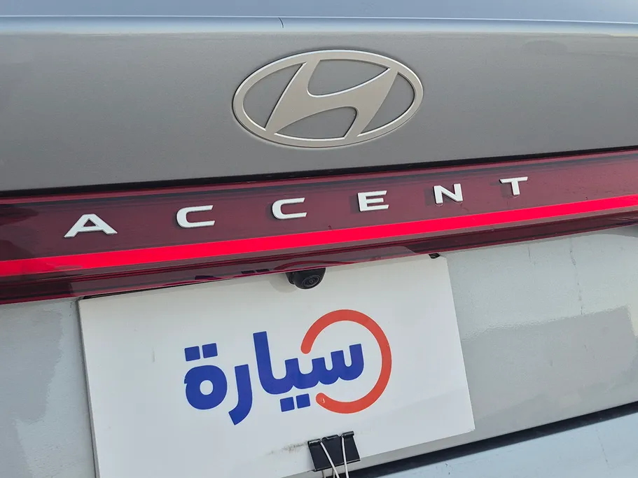 2024 Hyundai Accent Smart 