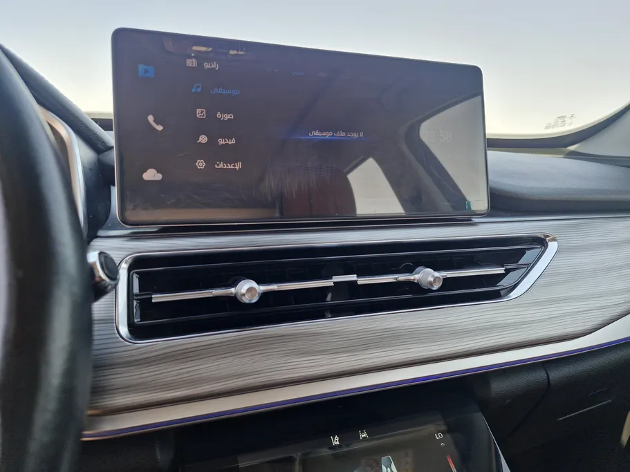 2022 Chery Tiggo 8 Pro Intelligent 