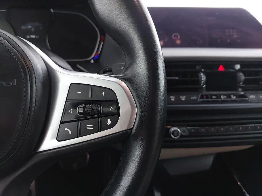 بي ام دبليو الفئة الثانية 218i 2021 