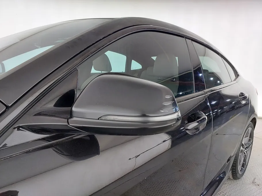 بي ام دبليو الفئة الثانية 218i 2021 