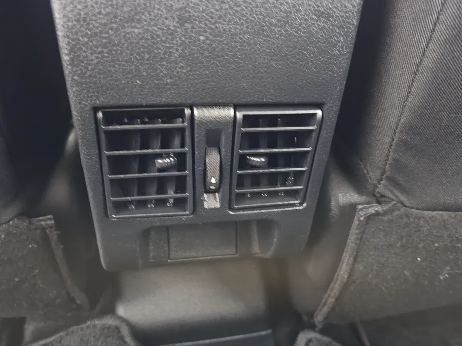 2023 تويوتا Yaris  Y 