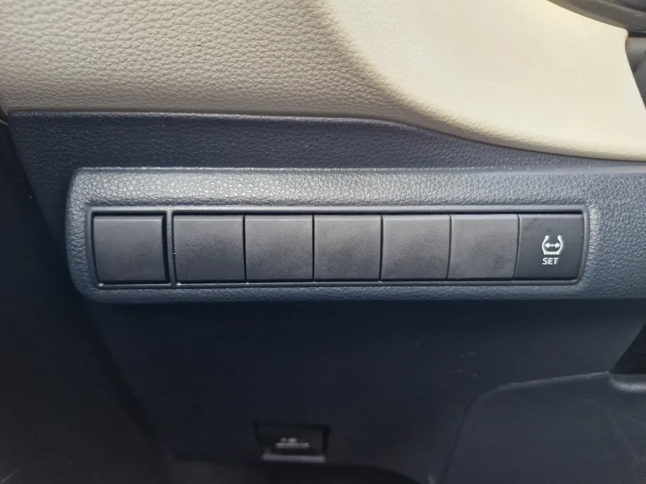 2024 Toyota Corolla XLI 