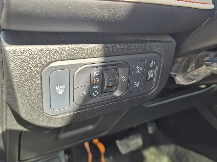 2023 Ford Taurus Titanium 