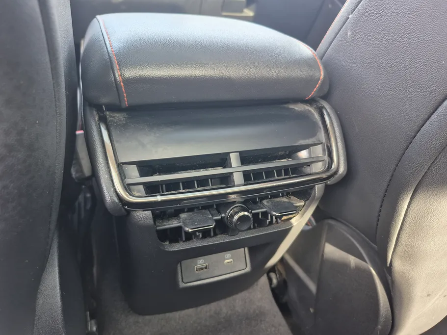 2023 Ford Taurus Titanium 