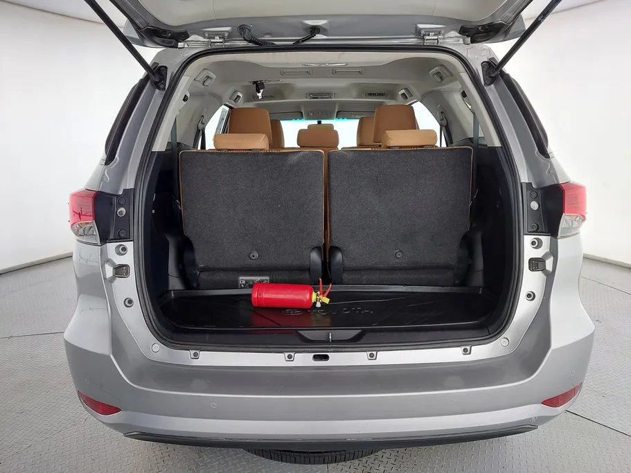 تويوتا فورتشنر VX1 2023 