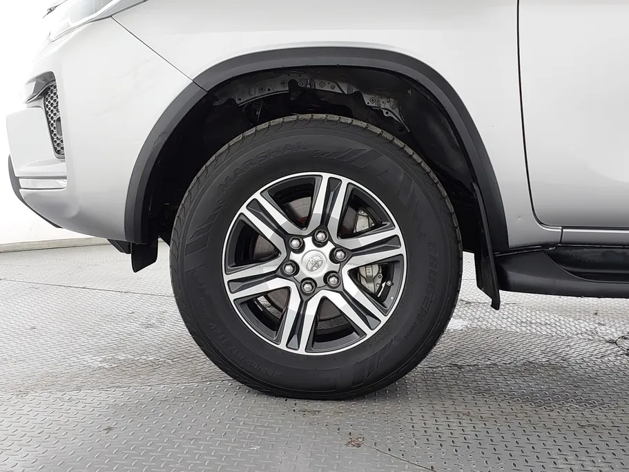 تويوتا فورتشنر VX1 2023 