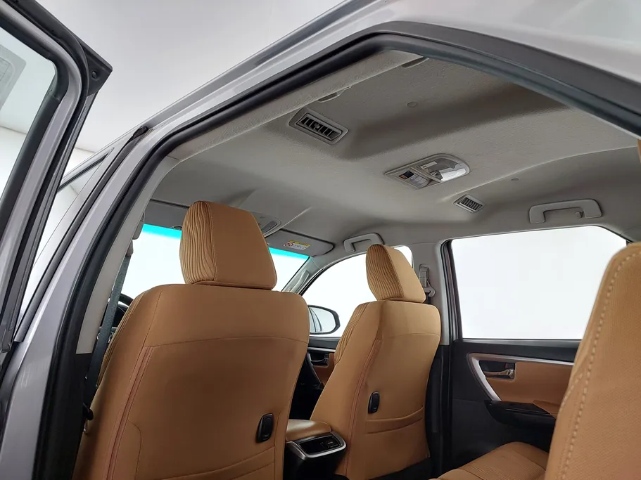 تويوتا فورتشنر VX1 2023 