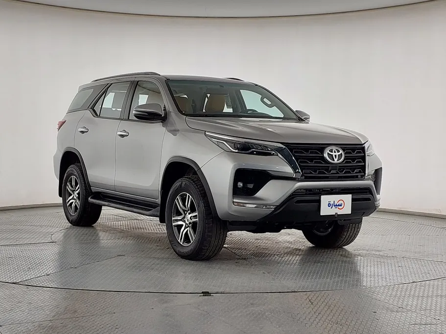 تويوتا فورتشنر VX1 2023 